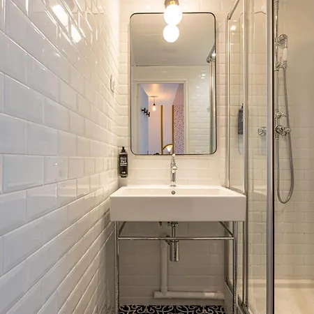 Hotel Ibis Styles Eiffel Cambronne 3*