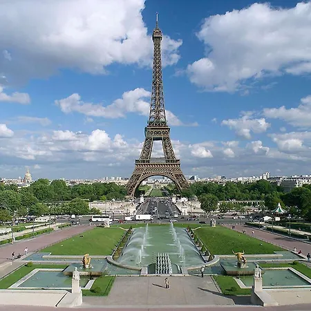 Ibis Styles Eiffel Cambronne 3* Paris