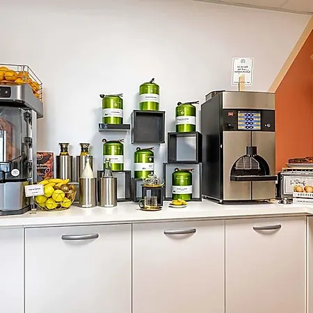 Ibis Styles Eiffel Cambronne Hotel 3*