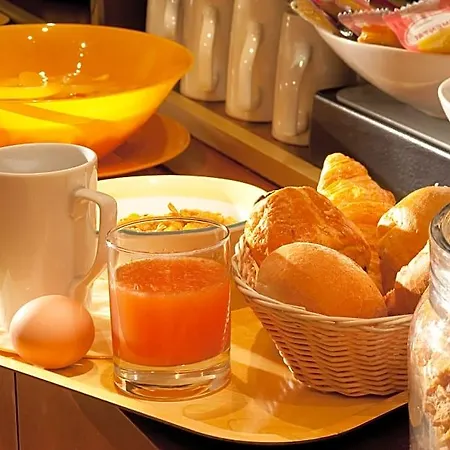Ibis Styles Eiffel Cambronne Paris