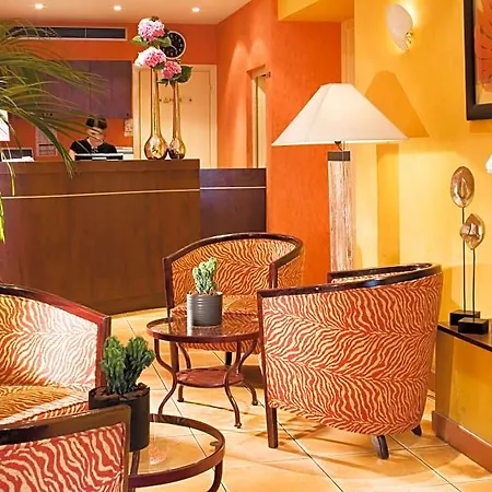 Ibis Styles Eiffel Cambronne 3* Párizs