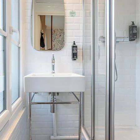 Szálloda Ibis Styles Eiffel Cambronne Párizs