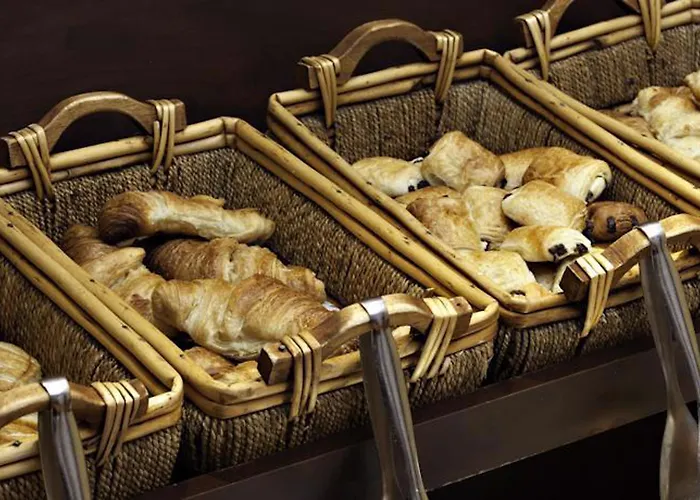 Ibis Styles Eiffel Cambronne Paryż