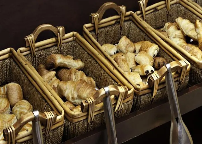 Ibis Styles Eiffel Cambronne Szálloda