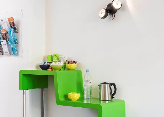 Ibis Styles Eiffel Cambronne 3* Paryż