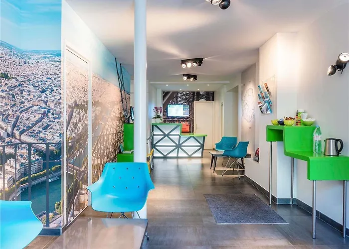 Ibis Styles Eiffel Cambronne Szálloda 3*