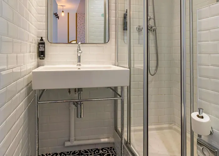 Ibis Styles Eiffel Cambronne 3*