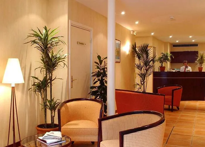 Ibis Styles Eiffel Cambronne 3* Párizs