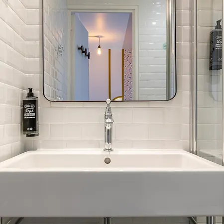 Ibis Styles Eiffel Cambronne Szálloda 3*