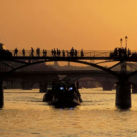 Ibis Styles Eiffel Cambronne 3*