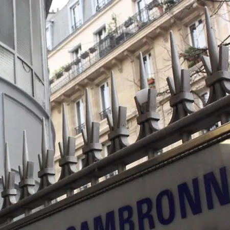 Ibis Styles Eiffel Cambronne 3*