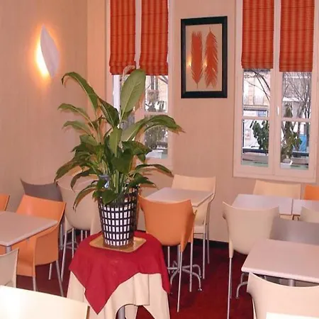 Ibis Styles Eiffel Cambronne Париж