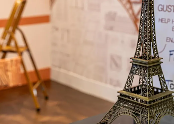 Ibis Styles Eiffel Cambronne Hotel 3*