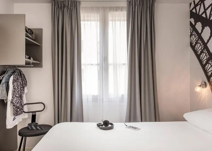 Ibis Styles Eiffel Cambronne Hotel Paris
