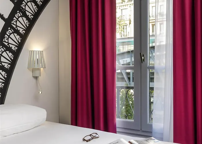 Ibis Styles Eiffel Cambronne Hotel Paris